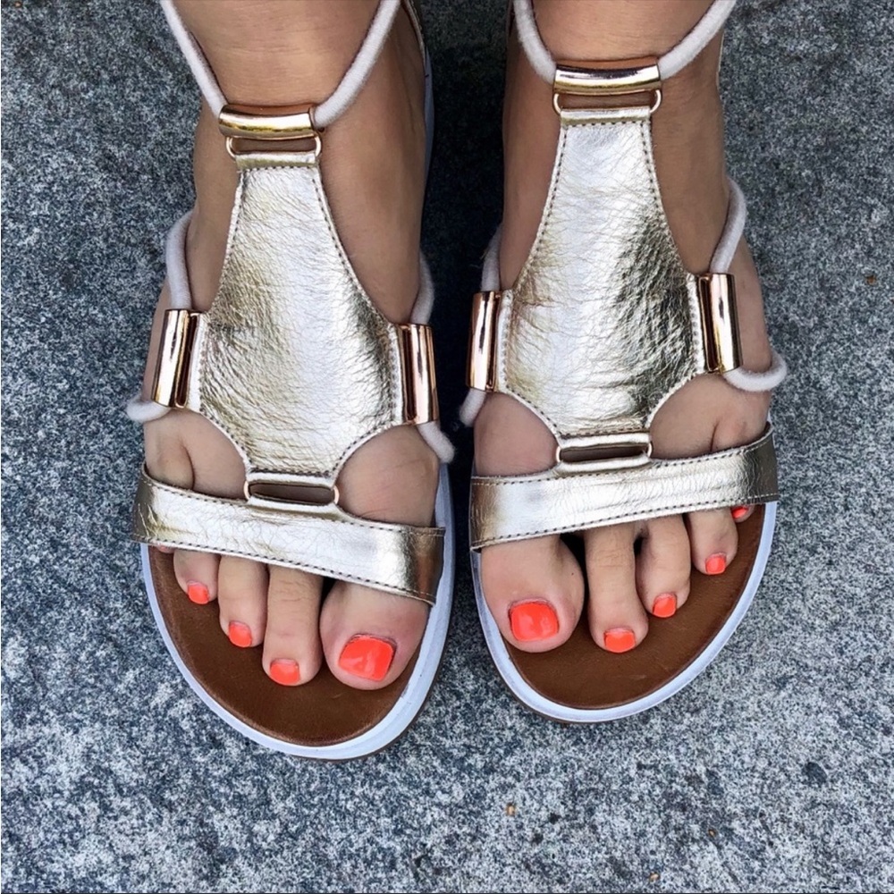INUOVO GLADIATOR GOLD METALLIC LEATHER ANKLE LACE SANDAL